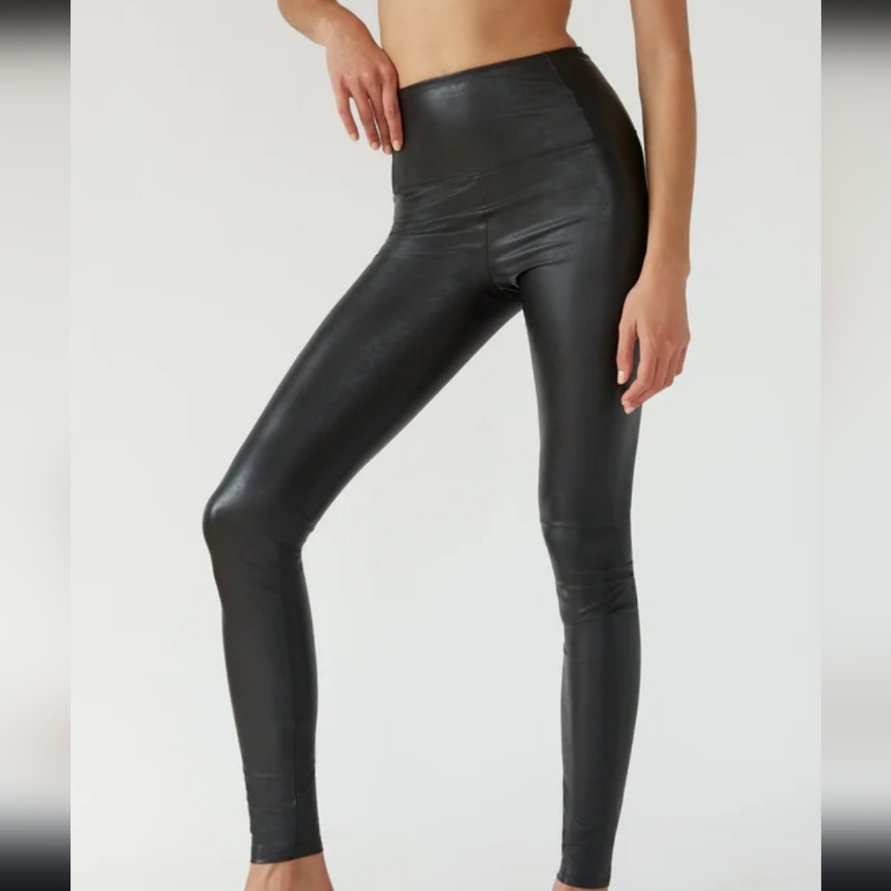 Wilfred Free faux leather leggings Small black pleather